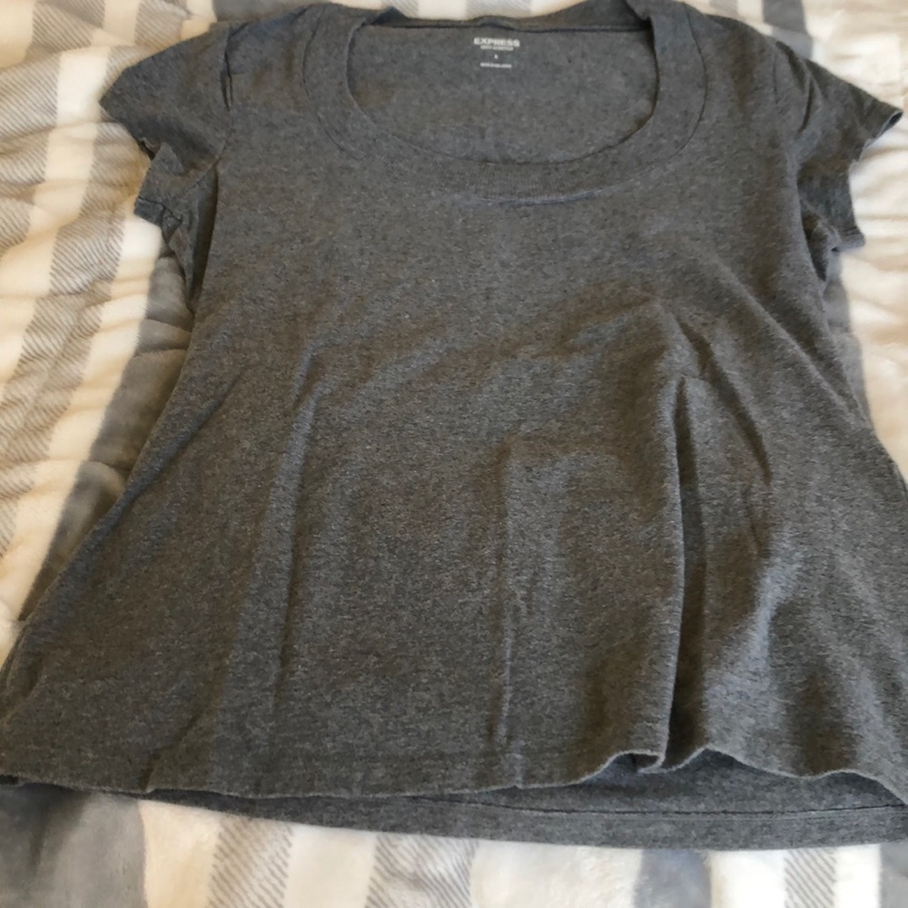 Gray scoopneck tee